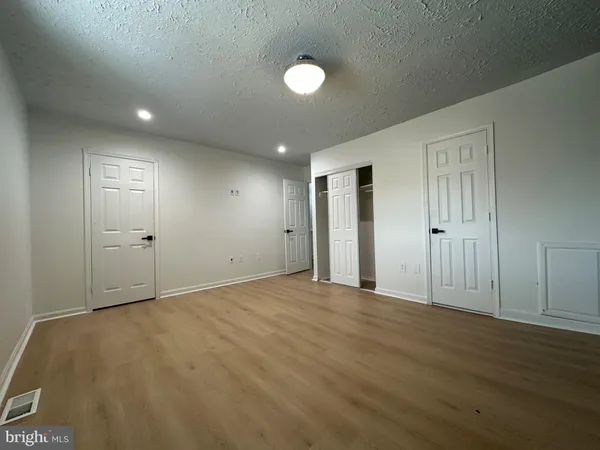 $2,700 | 8282 White Pine Drive, Manassas Park, VA 20111