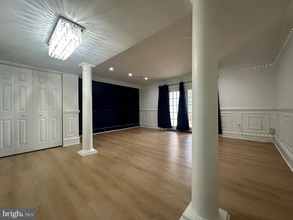 $2,700 | 8282 White Pine Drive, Manassas Park, VA 20111