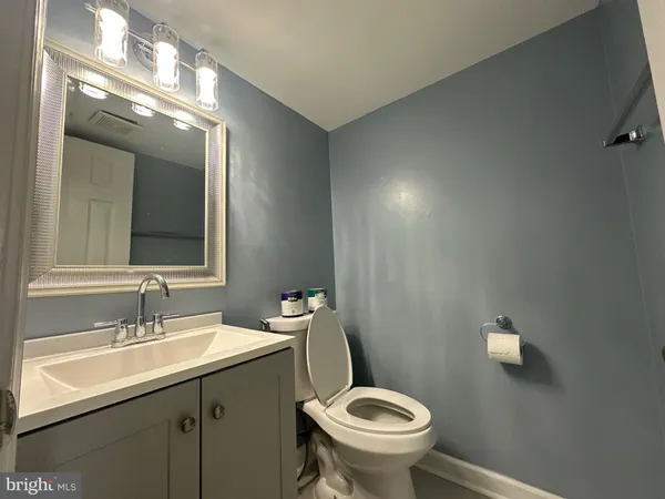 $2,700 | 8282 White Pine Drive, Manassas Park, VA 20111