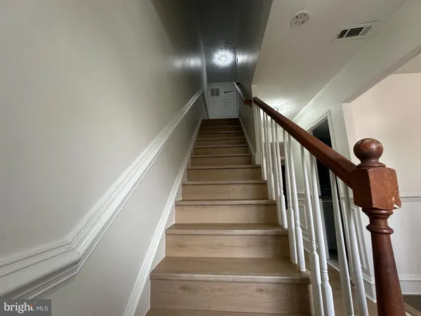 $2,700 | 8282 White Pine Drive, Manassas Park, VA 20111