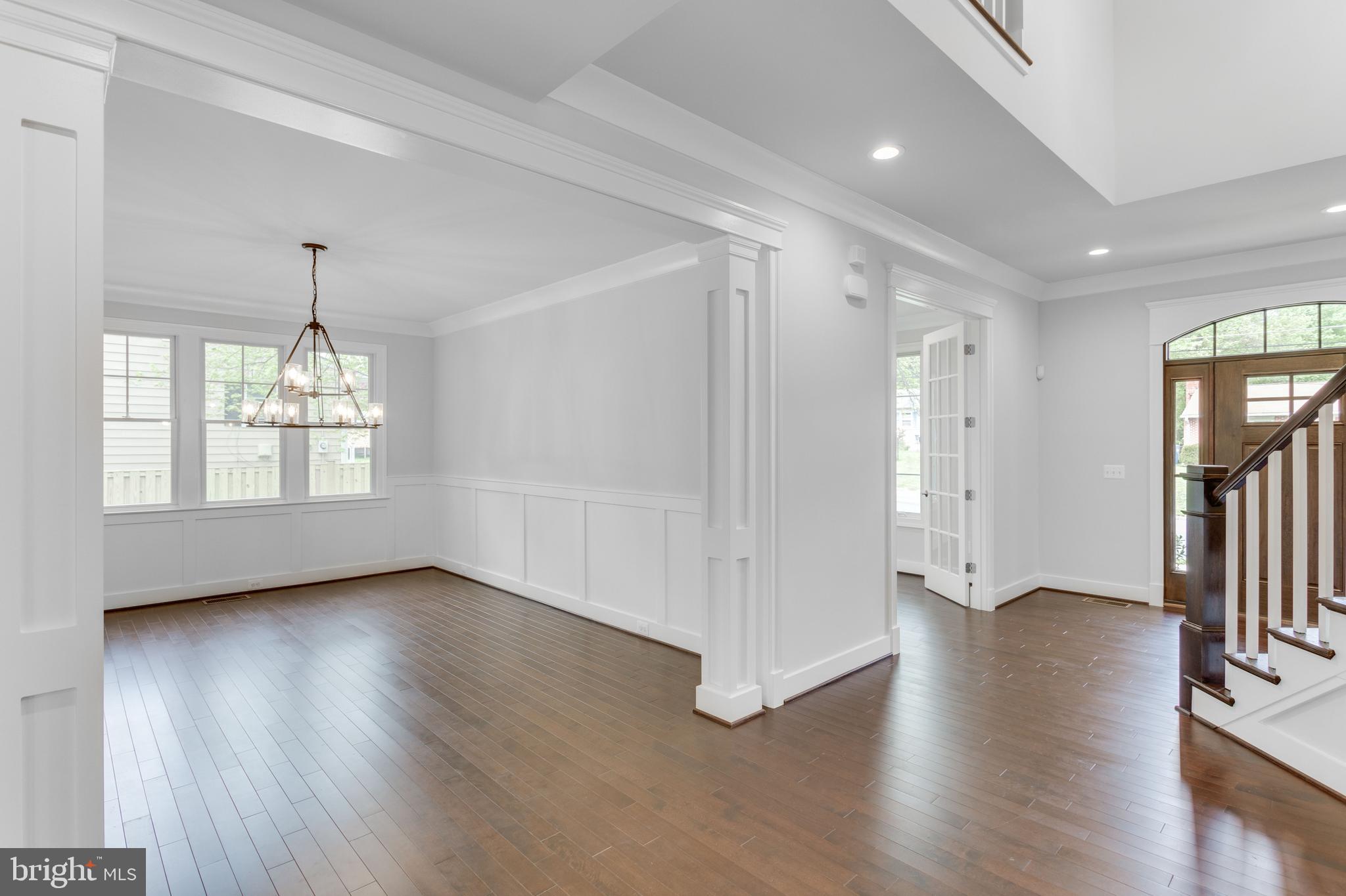 305 Cabin Road Southeast Vienna, VA 22180 - Photo 24 of 25 DINING-ROOM