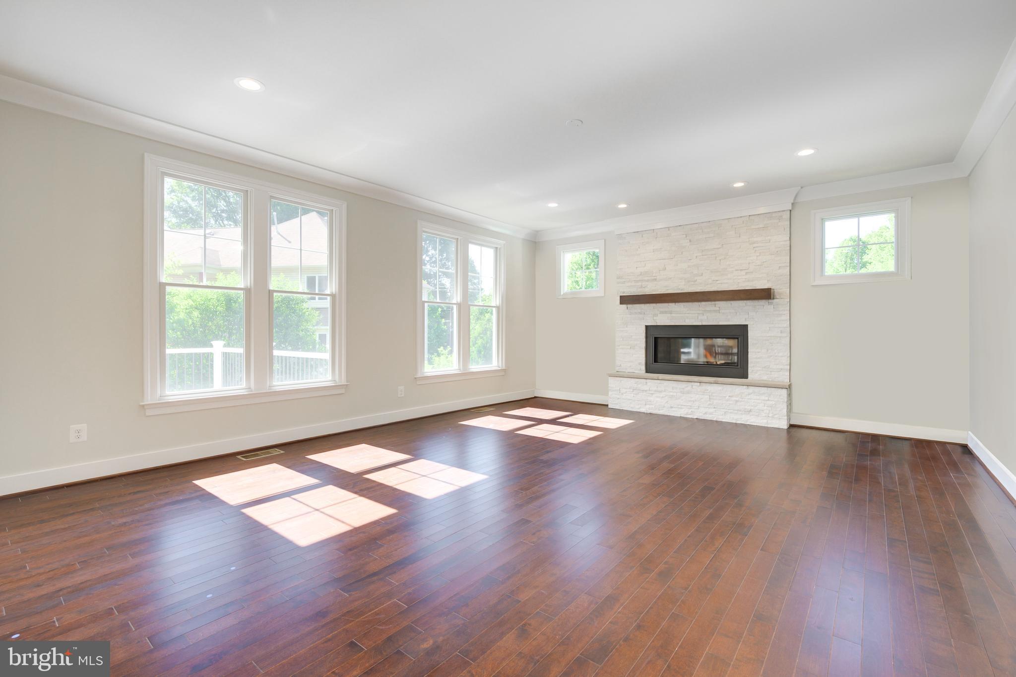 305 Cabin Road Southeast Vienna, VA 22180 - Photo 6 of 25 FAMILY-ROOM W/ GAS FIREPLACE.
