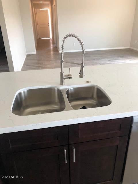 2854 East Roeser Road Phoenix, AZ 85040 - Photo 12 of 24 ros20