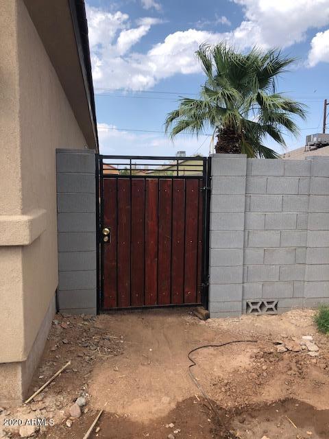 2854 East Roeser Road Phoenix, AZ 85040 - Photo 2 of 24 ros2