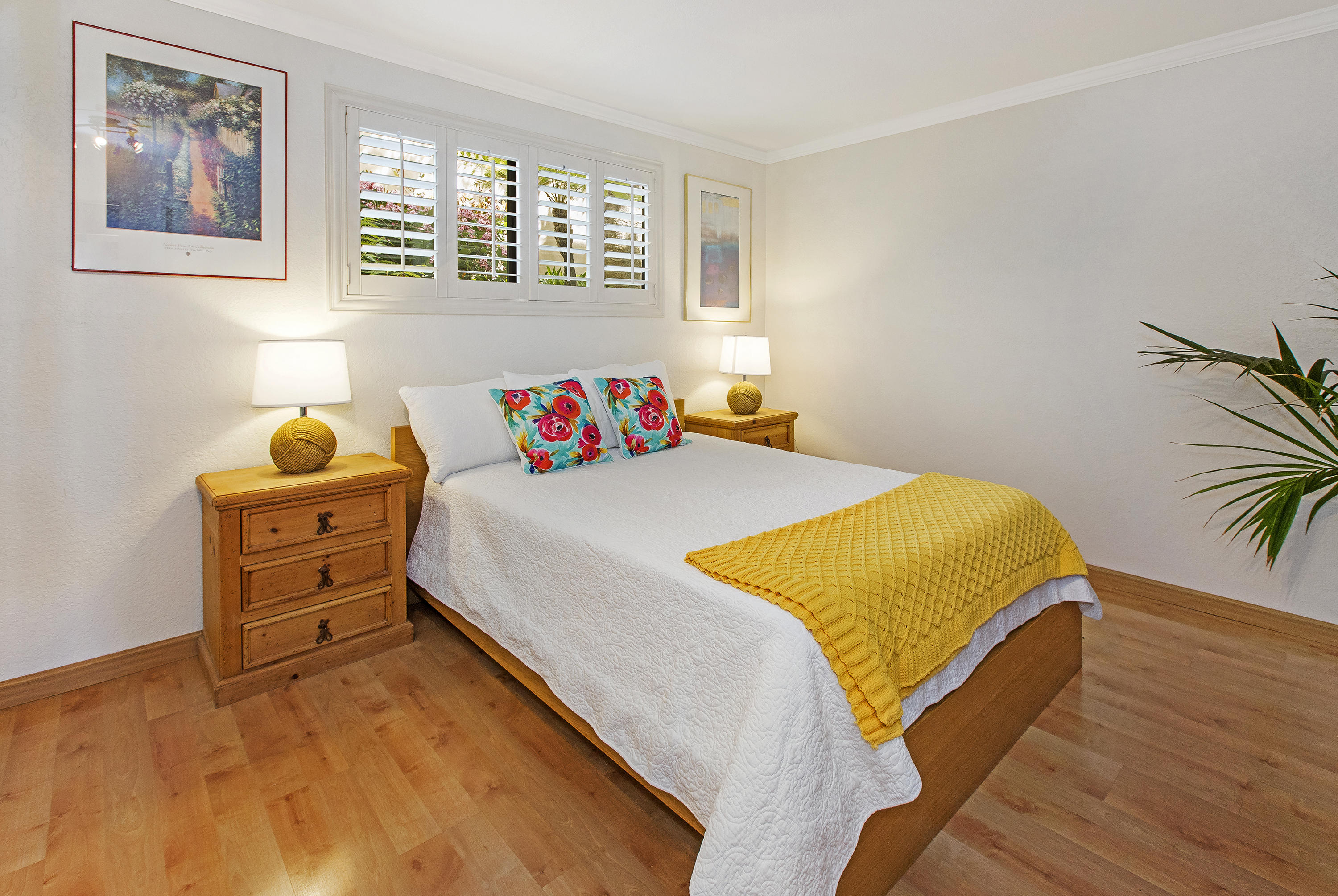 3375 Foothill Road, Unit 1012 Carpinteria, CA 93013 - Photo 6 of 15 a bedroom with a bed and a window