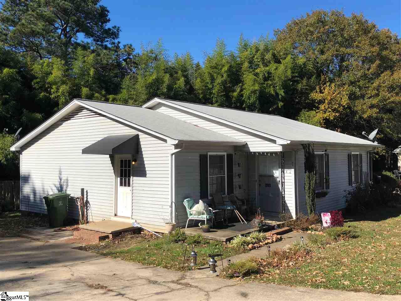 201 Roe Street Greer, SC 29651 - Photo 4 of 23 Gallery Image 4