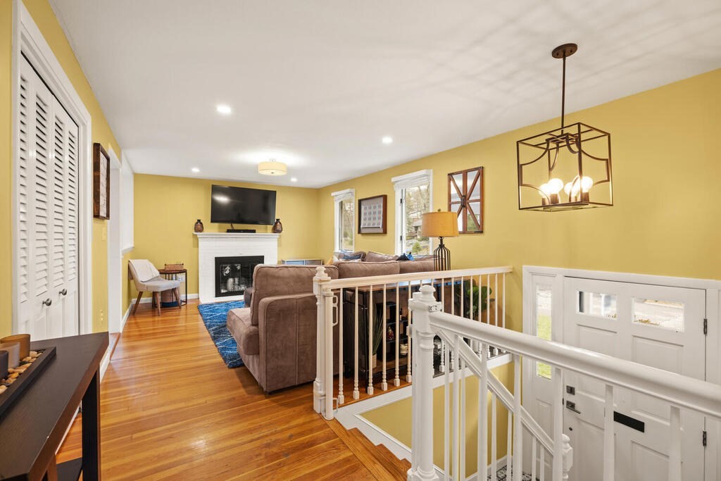 18 George Road Maynard, MA 01754 - Photo 11 of 40 Gallery Image 11