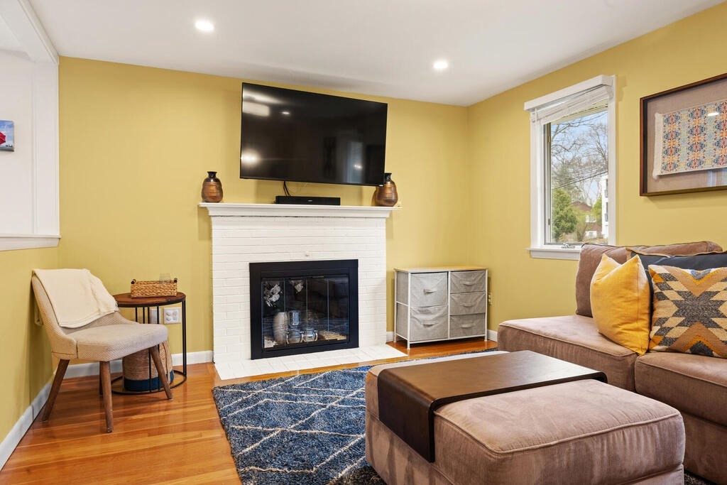 18 George Road Maynard, MA 01754 - Photo 12 of 40 Gallery Image 12