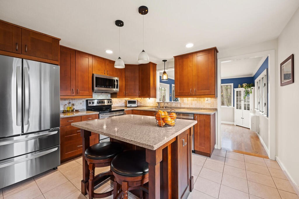 18 George Road Maynard, MA 01754 - Photo 16 of 40 Gallery Image 16