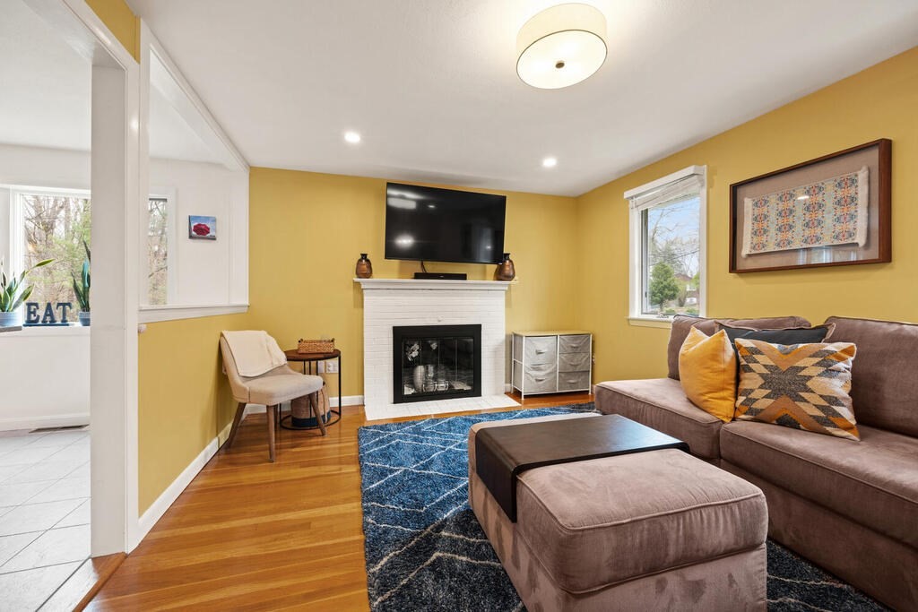 18 George Road Maynard, MA 01754 - Photo 9 of 40 Gallery Image 9