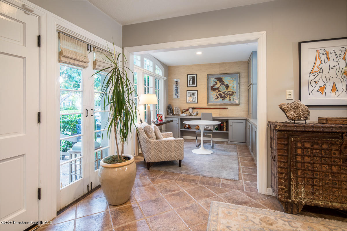 72 Annandale Road Pasadena, CA 91105 - Photo 4 of 45 a living room with patio furniture and a window