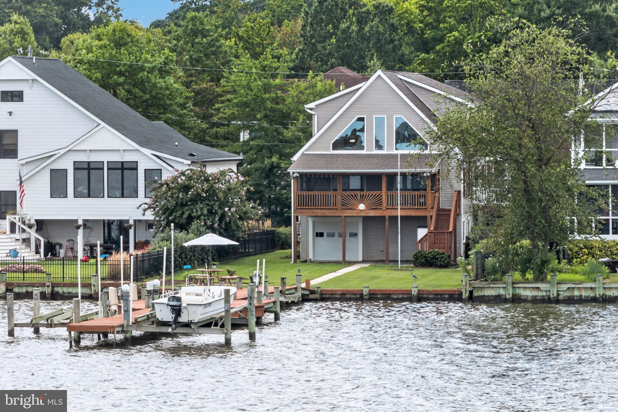 3641 Branhum Road Edgewater, MD 21037 - Photo 6 of 117 Gallery Image 6