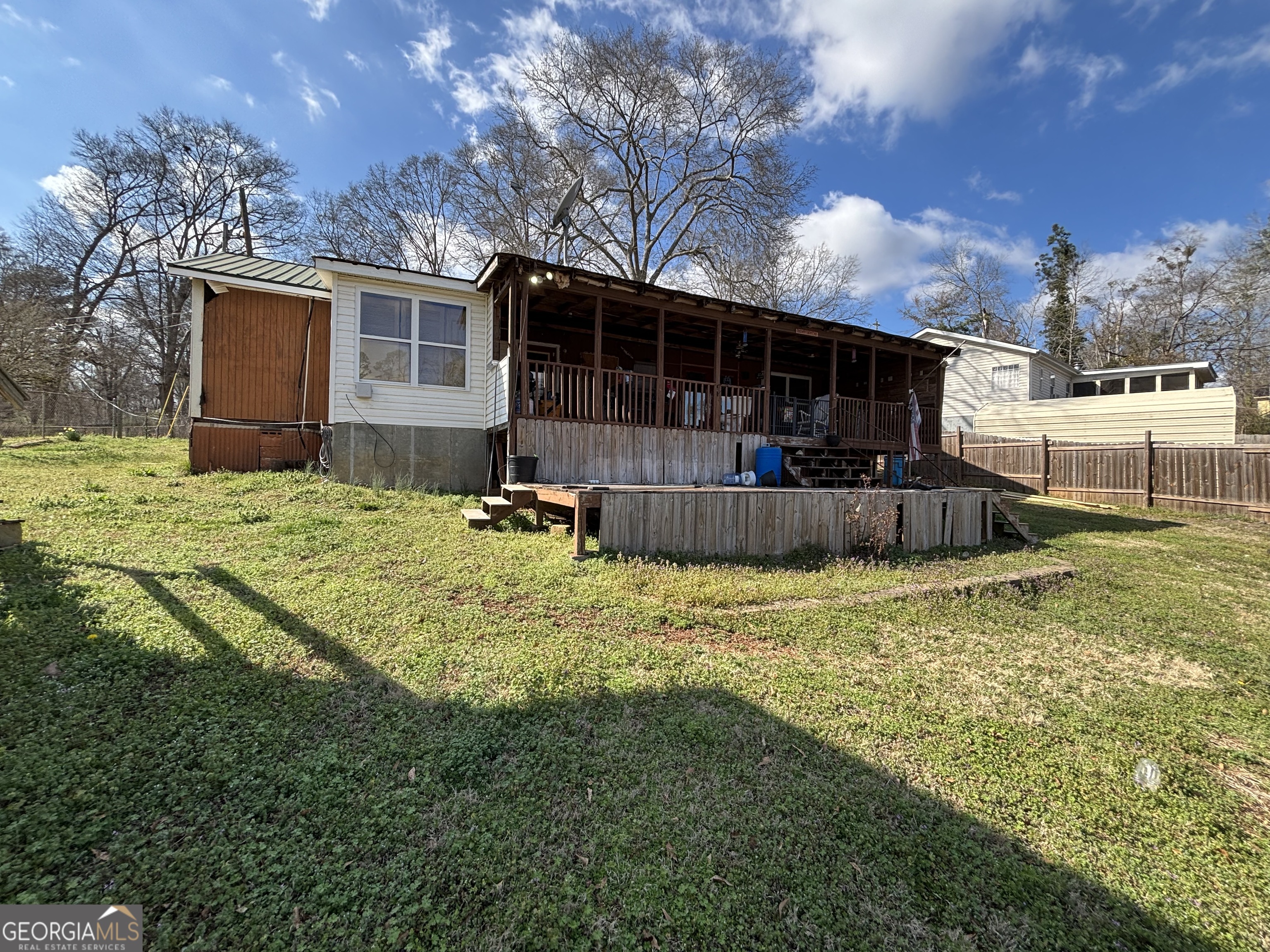 215 Cherokee Drive Jackson, GA 30233 - Photo 7 of 21