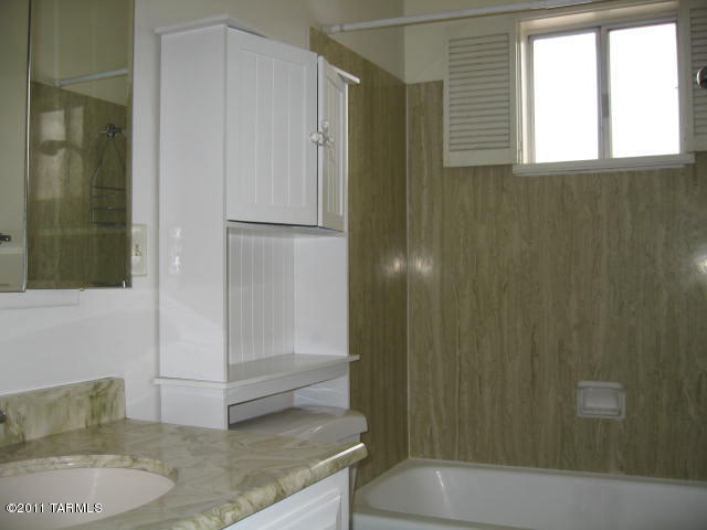 600 East River Road, Unit X Tucson, AZ 85704 - Photo 11 of 24