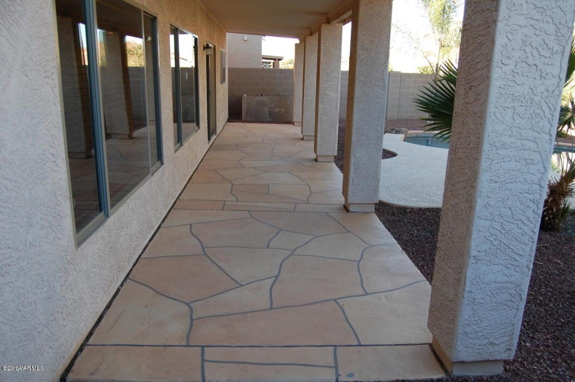 43266 West Magnolia Road Maricopa, AZ 85138 - Photo 12 of 34 Giant Patio