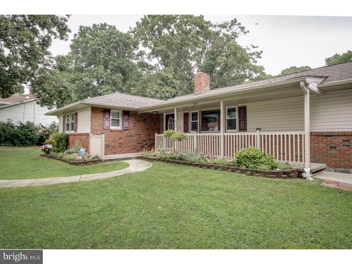880 Boundary Road Deptford, NJ 08096 - Photo 4 of 25 Gallery Image 4