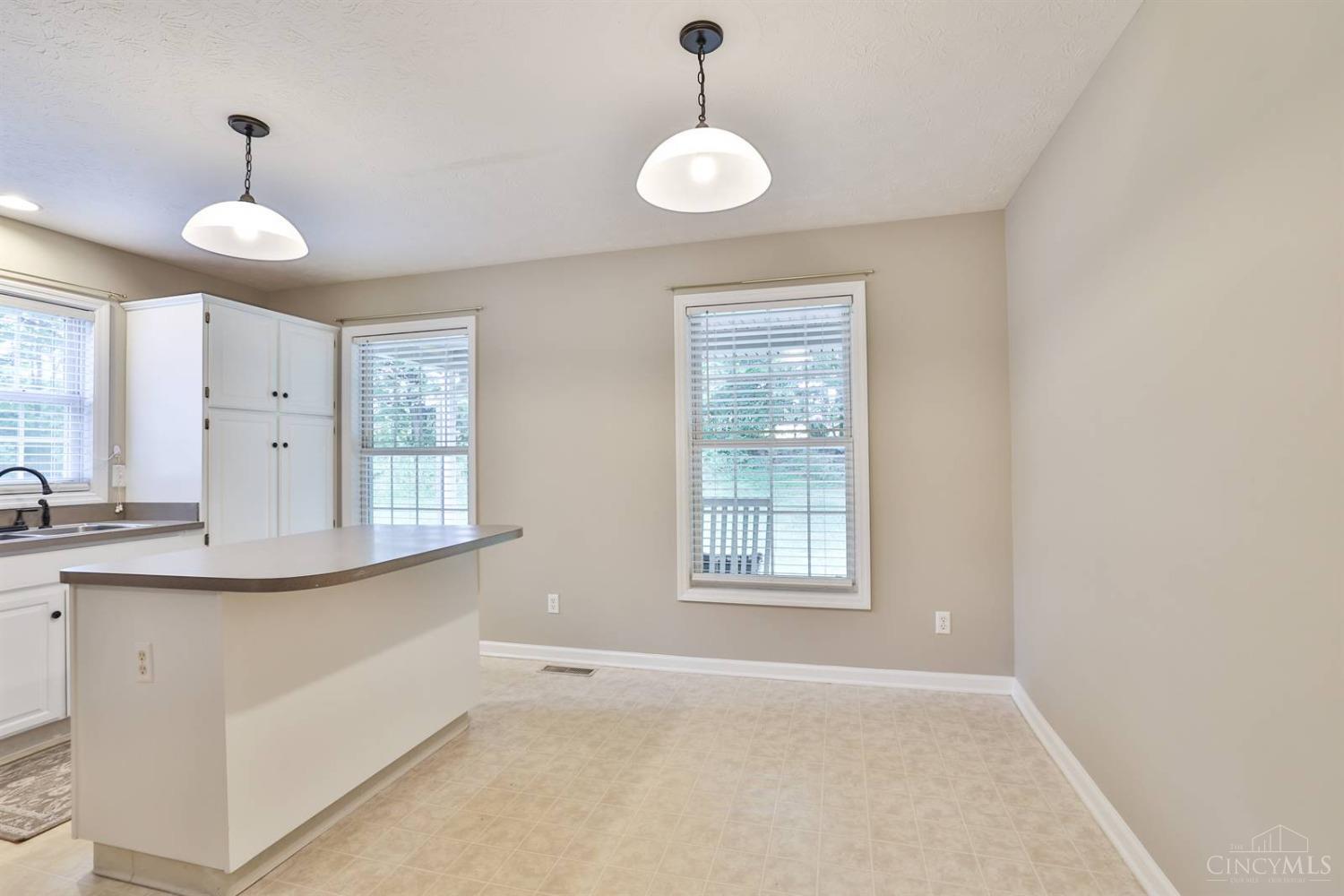 1042 Redbird Road Loveland, OH 45140 - Photo 17 of 42
