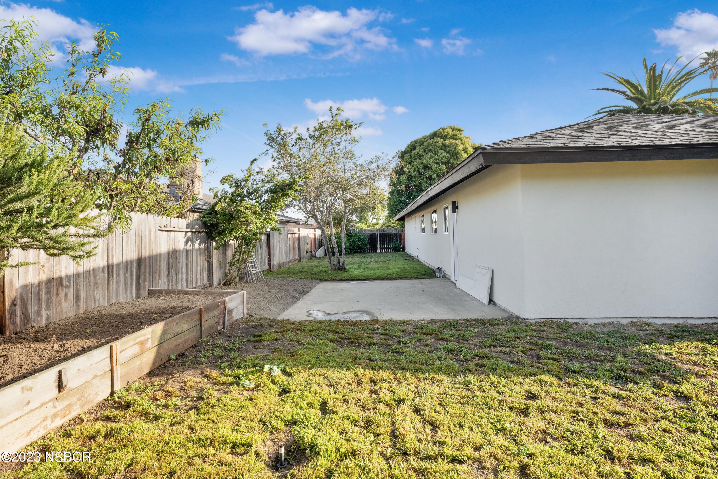 905 North X Street Lompoc, CA 93436 - Photo 34 of 35 33