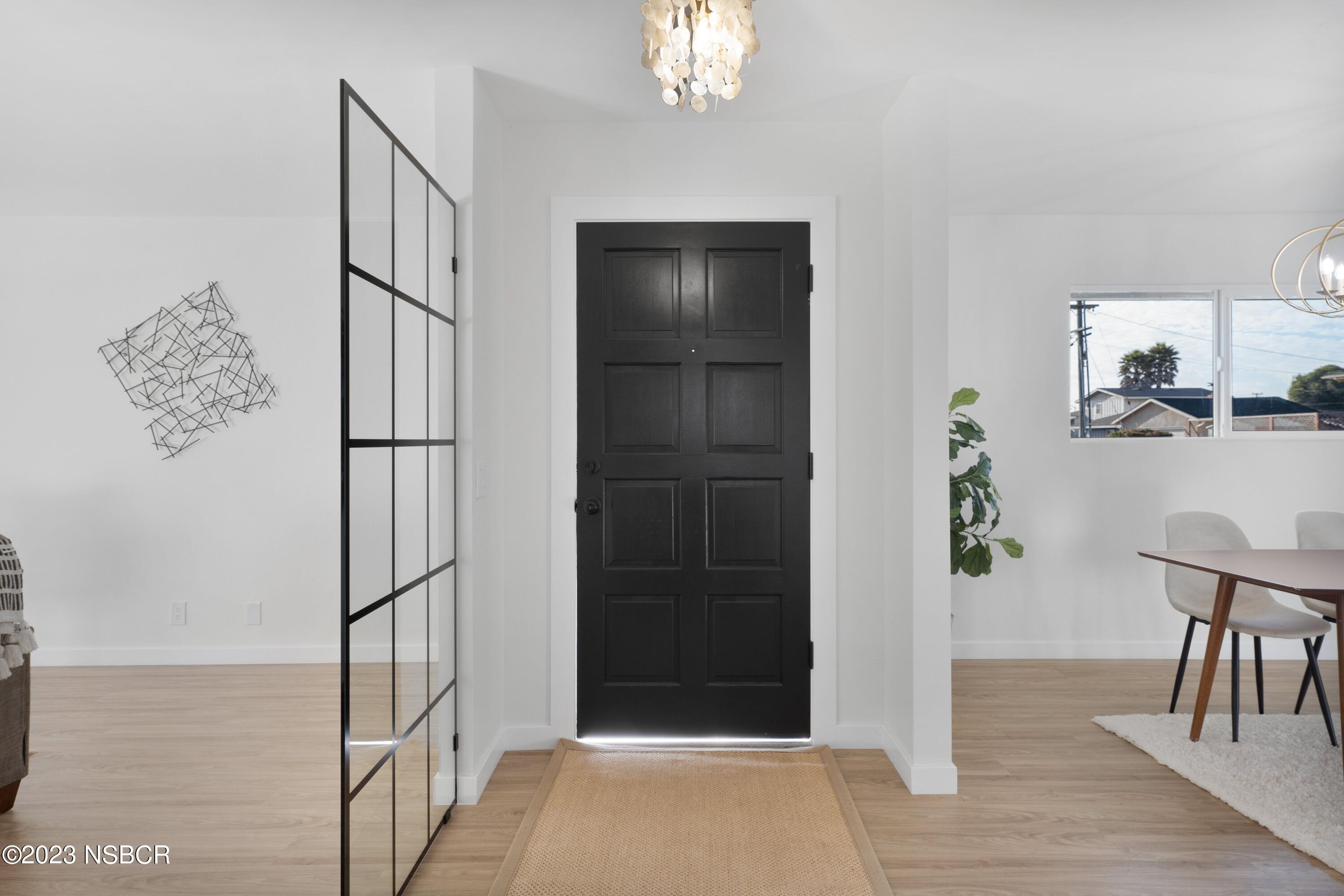 905 North X Street Lompoc, CA 93436 - Photo 7 of 35 35