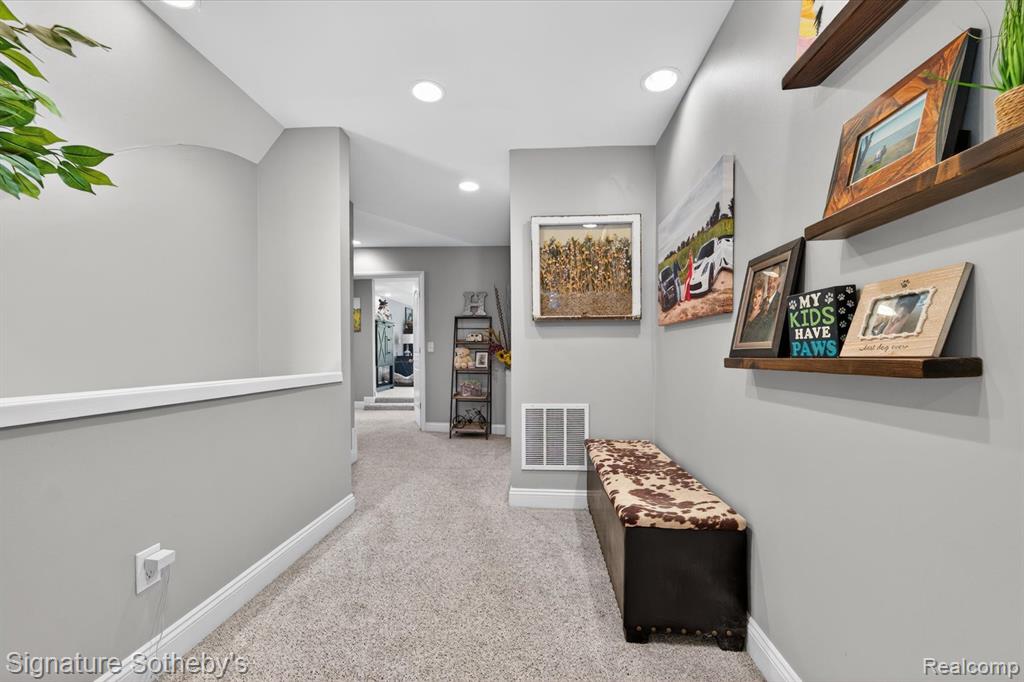 30650 Lahser Road Beverly Hills, MI 48025 - Photo 49 of 93