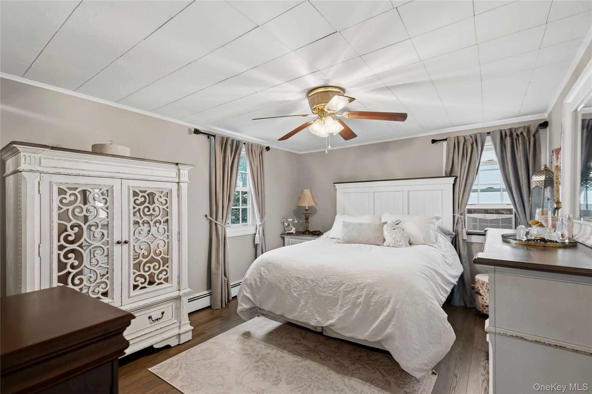 1865 Dover Road Wantagh, NY 11793 - Photo 17 of 28