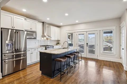 $949,000 | 952 9th Avenue South, Nashville, TN 37203