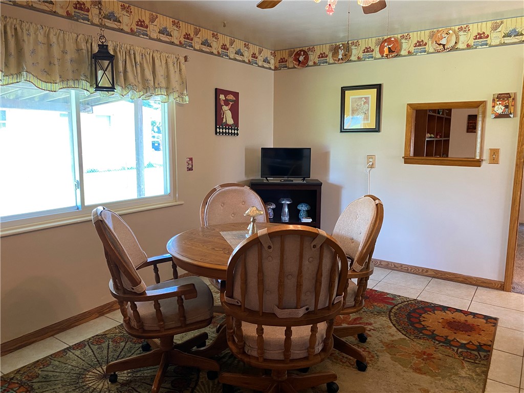 709 South 5th Place Mattoon, IL 61938 - Photo 9 of 30