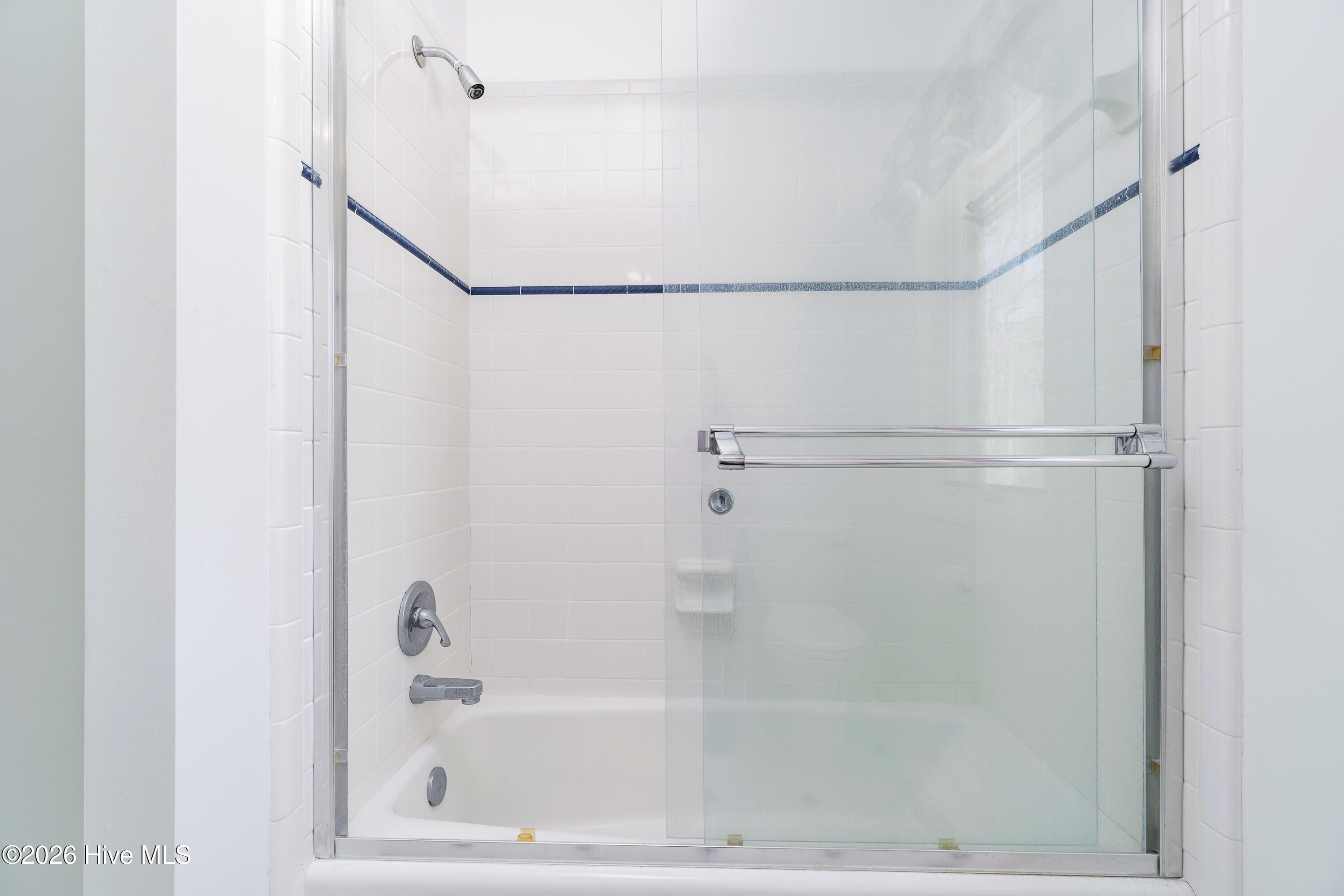 615 Bent Tree Road Oriental, NC 28571 - Photo 20 of 40 023_Guest Bathroom