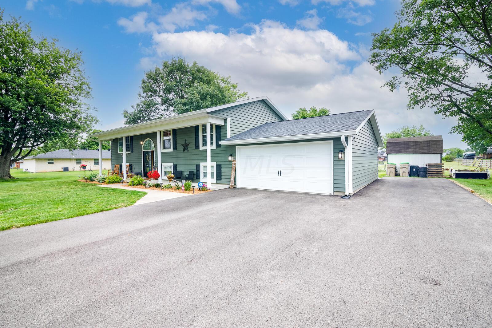 3740 Ronda Court Springfield, OH 45502 - Photo 2 of 50 F9979466-3E1B-4C66-96A1-C3AB18AA2539