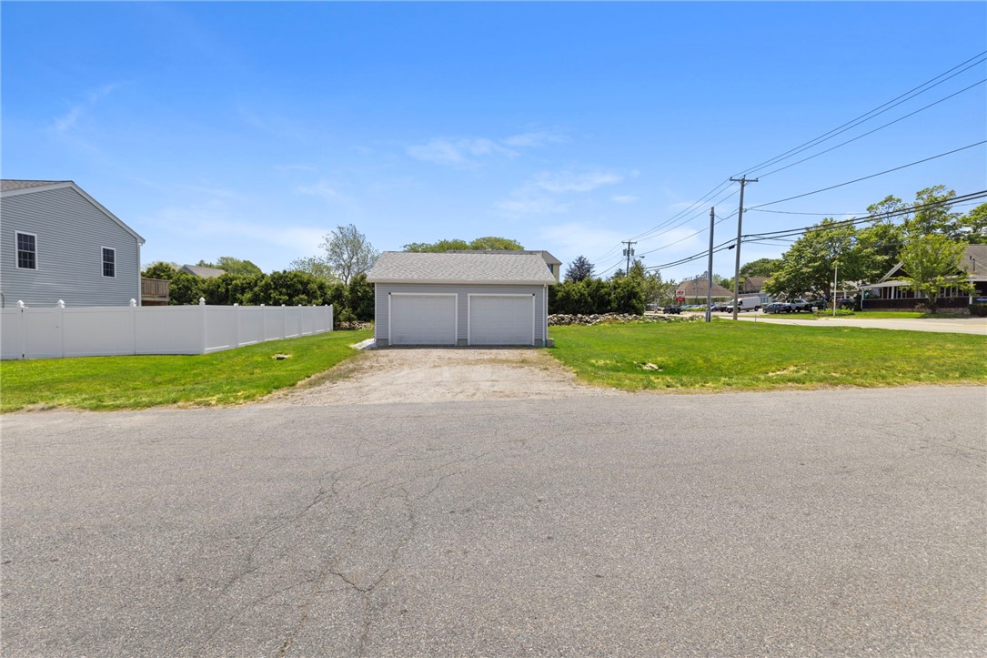 3055 East Main Road Portsmouth, RI 02871 - Photo 6 of 14