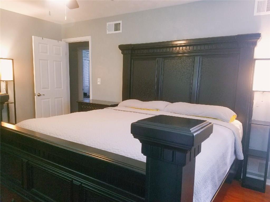 425 Marguerite Road Latrobe, PA 15650 - Photo 11 of 25 MASTER BEDROOM WITH ENSUITE BATH.