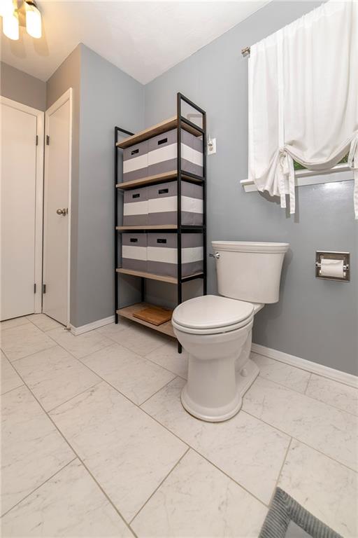 425 Marguerite Road Latrobe, PA 15650 - Photo 14 of 25 FULL BATH WITH CERAMIC TILE FLOOR WITH LINEN CLOSET AND WALK-IN MASTER CLOSET.