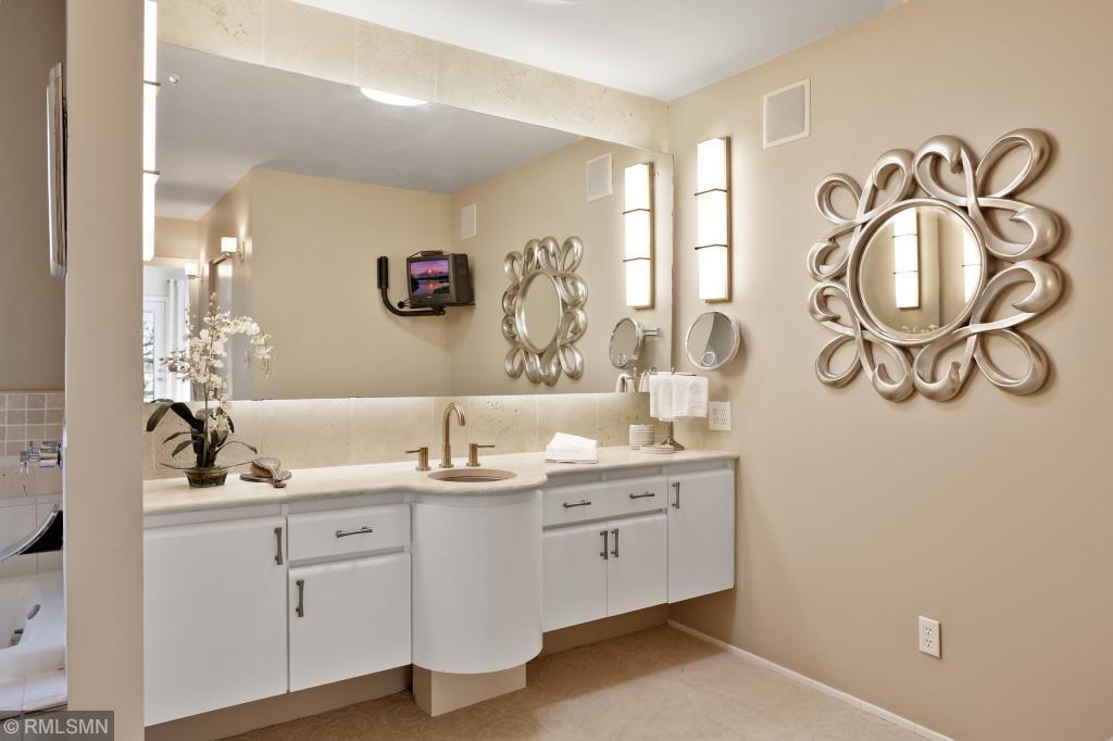 5399 Carlson Road Shoreview, MN 55126 - Photo 36 of 52 Gallery Image 36