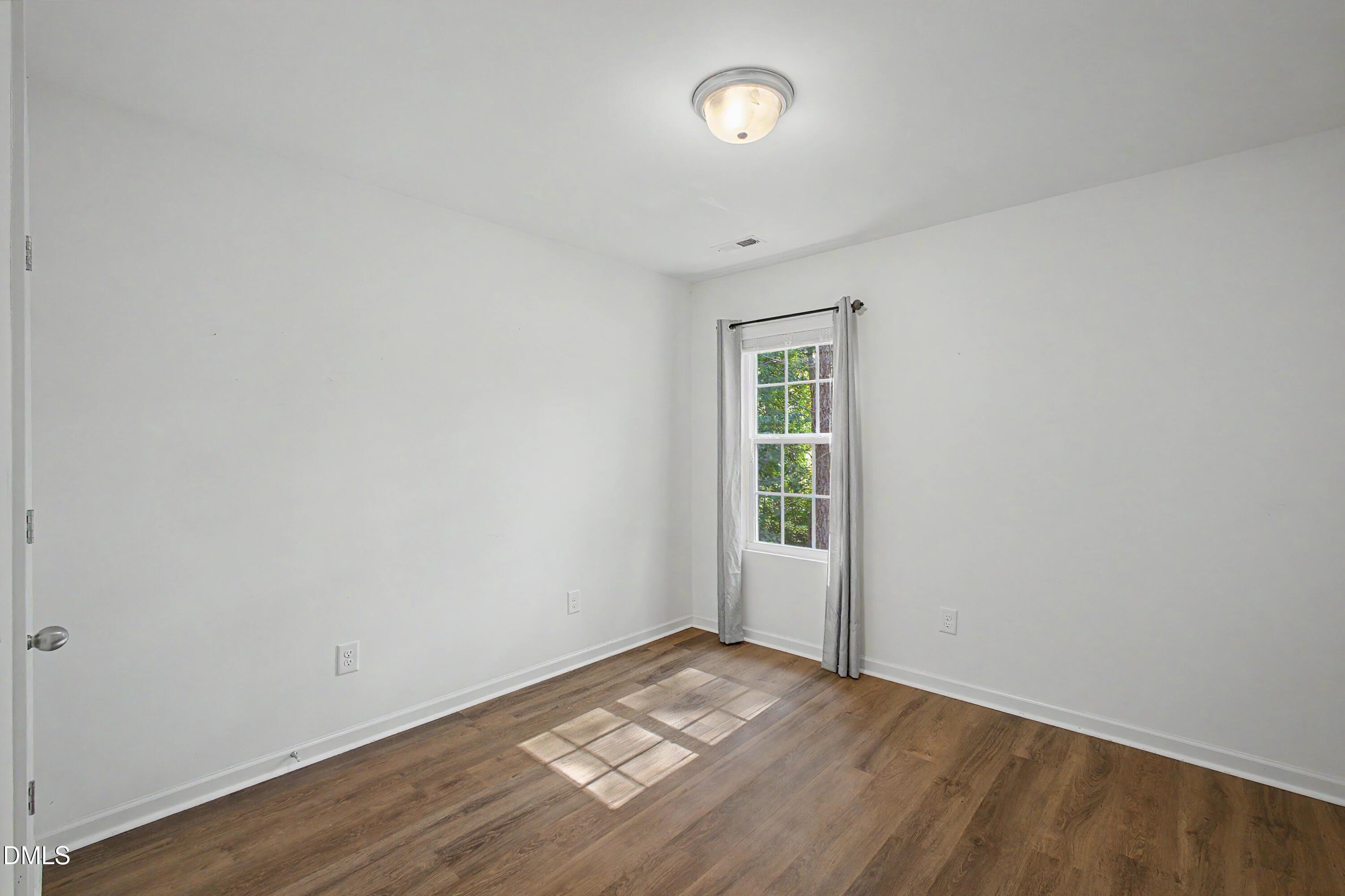 2924 Smooth Stone Trail Raleigh, NC 27610 - Photo 20 of 30