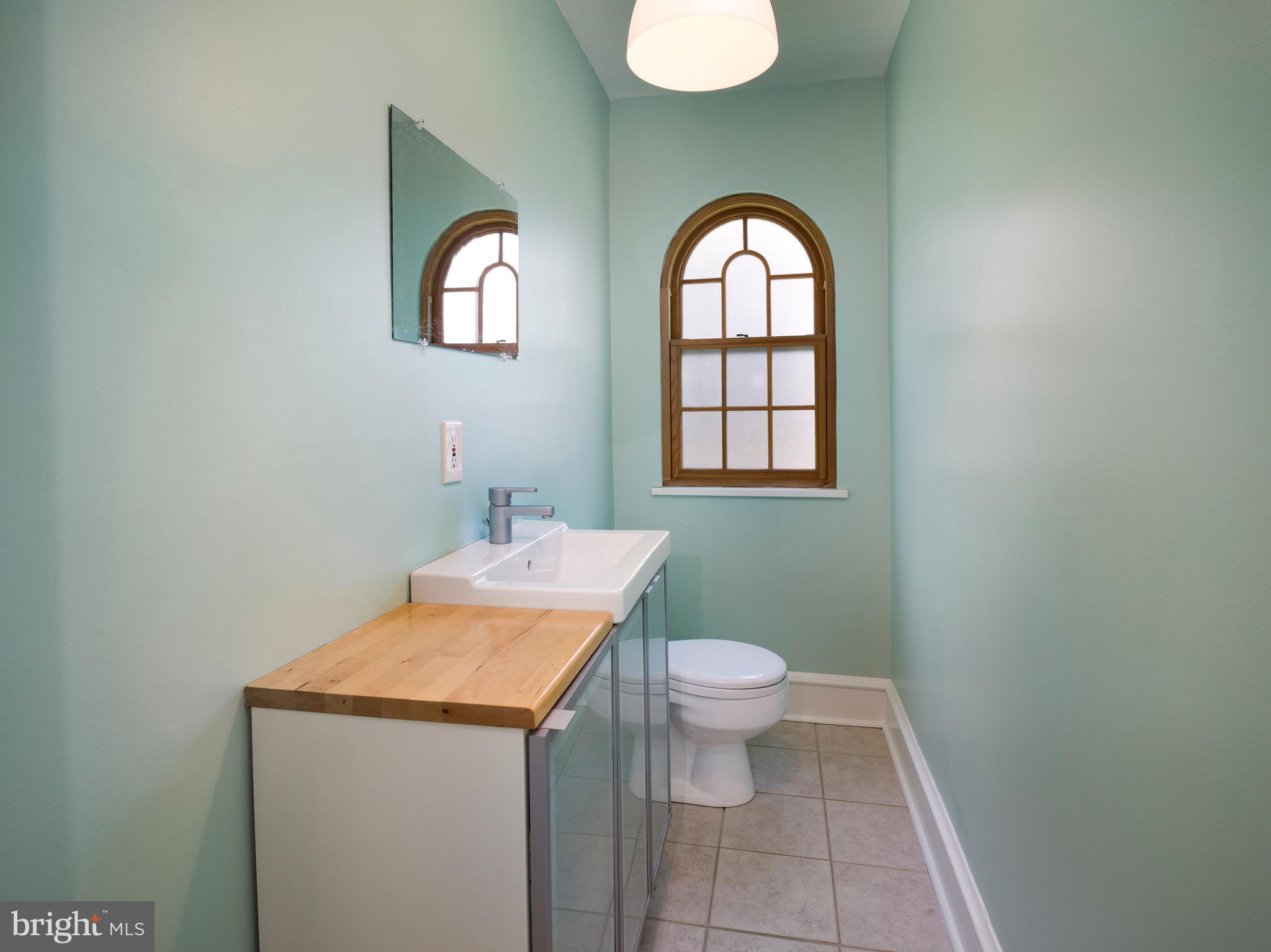 236 Rockglen Road Wynnewood, PA 19096 - Photo 19 of 38 Powder Room