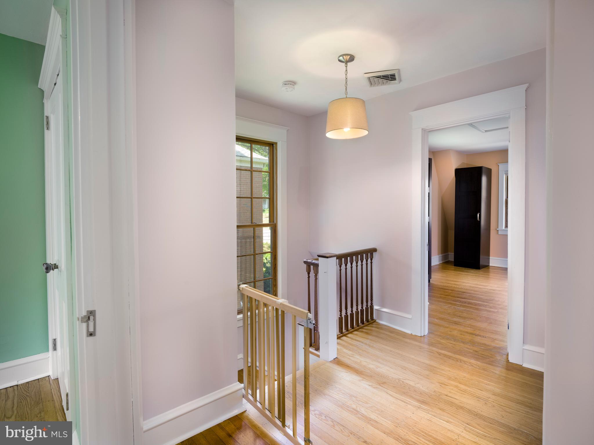 236 Rockglen Road Wynnewood, PA 19096 - Photo 20 of 38 2nd Floor Hallway