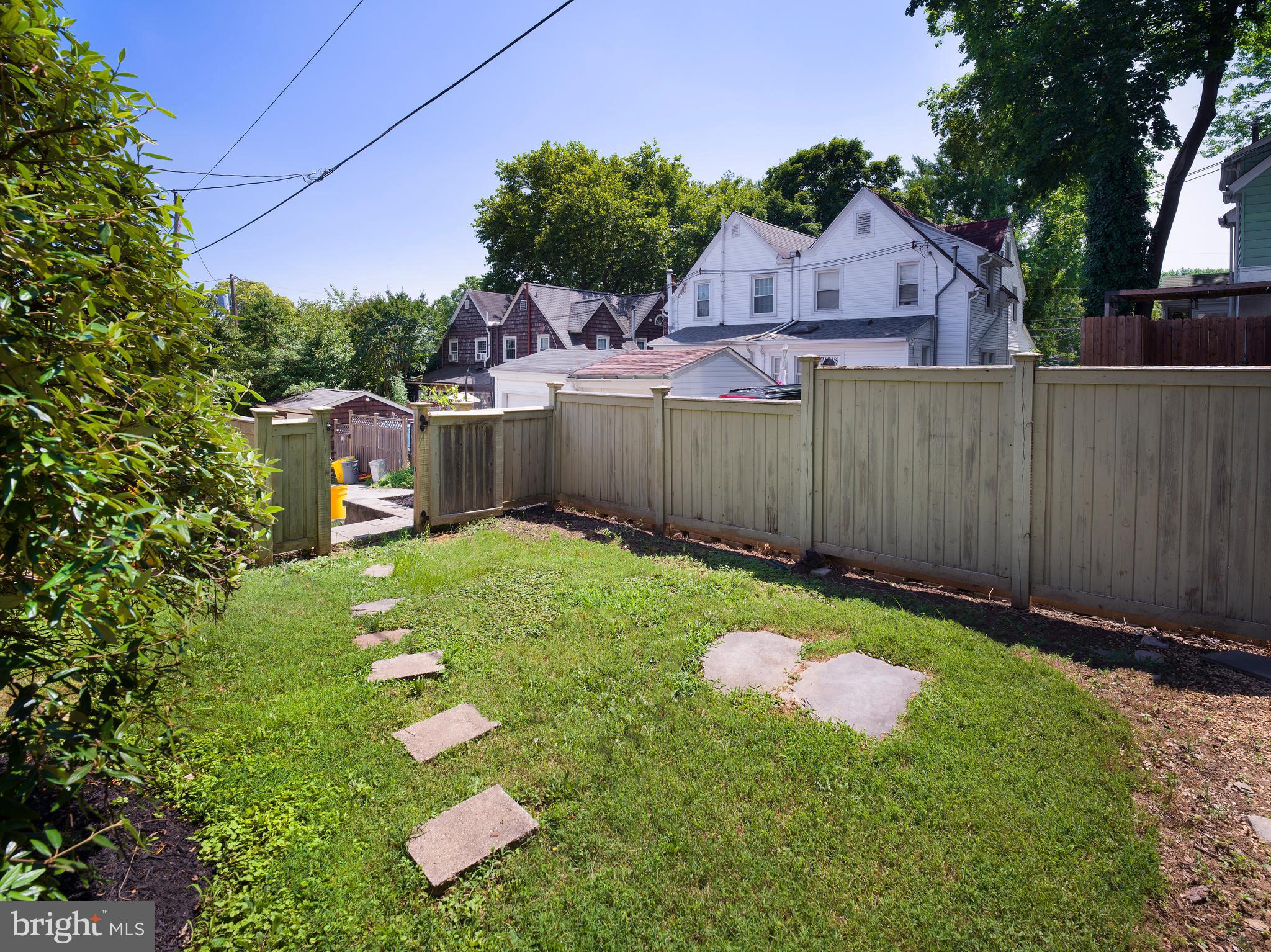 236 Rockglen Road Wynnewood, PA 19096 - Photo 34 of 38 Backyard