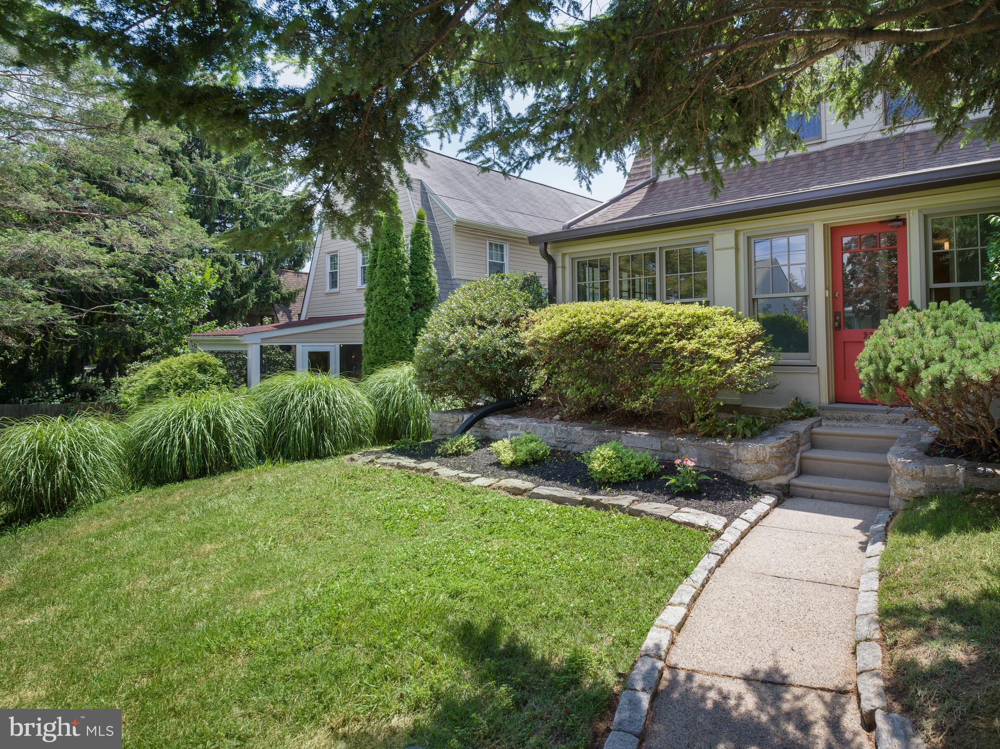 236 Rockglen Road Wynnewood, PA 19096 - Photo 4 of 38 Front Entrance