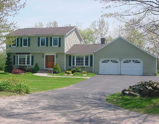 305 Walnut Tree Hill Road Shelton, CT 06484 - Photo 1 of 1
