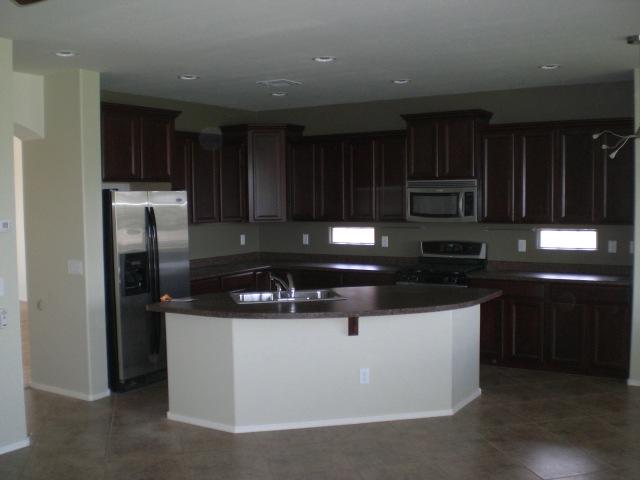 7312 West Beverly Road Laveen, AZ 85339 - Photo 4 of 10 KITCHEN