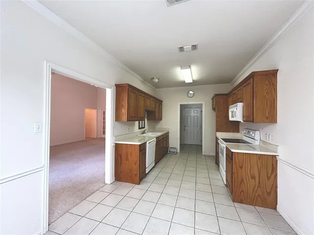 $255,900 | 501 South Old Betsy Road, Unit 28, Keene, TX 76059