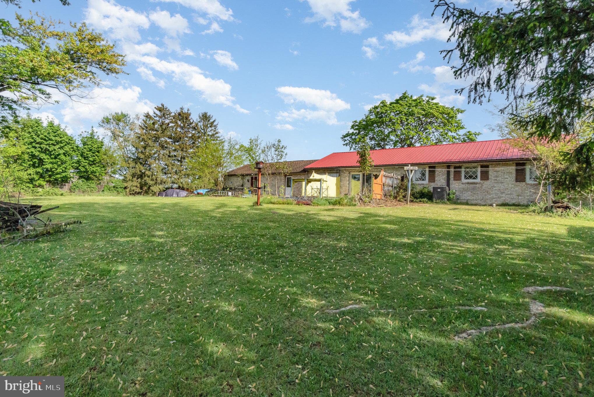 269 Country Club Road Carlisle, PA 17015 - Photo 28 of 30 Gallery Image 28