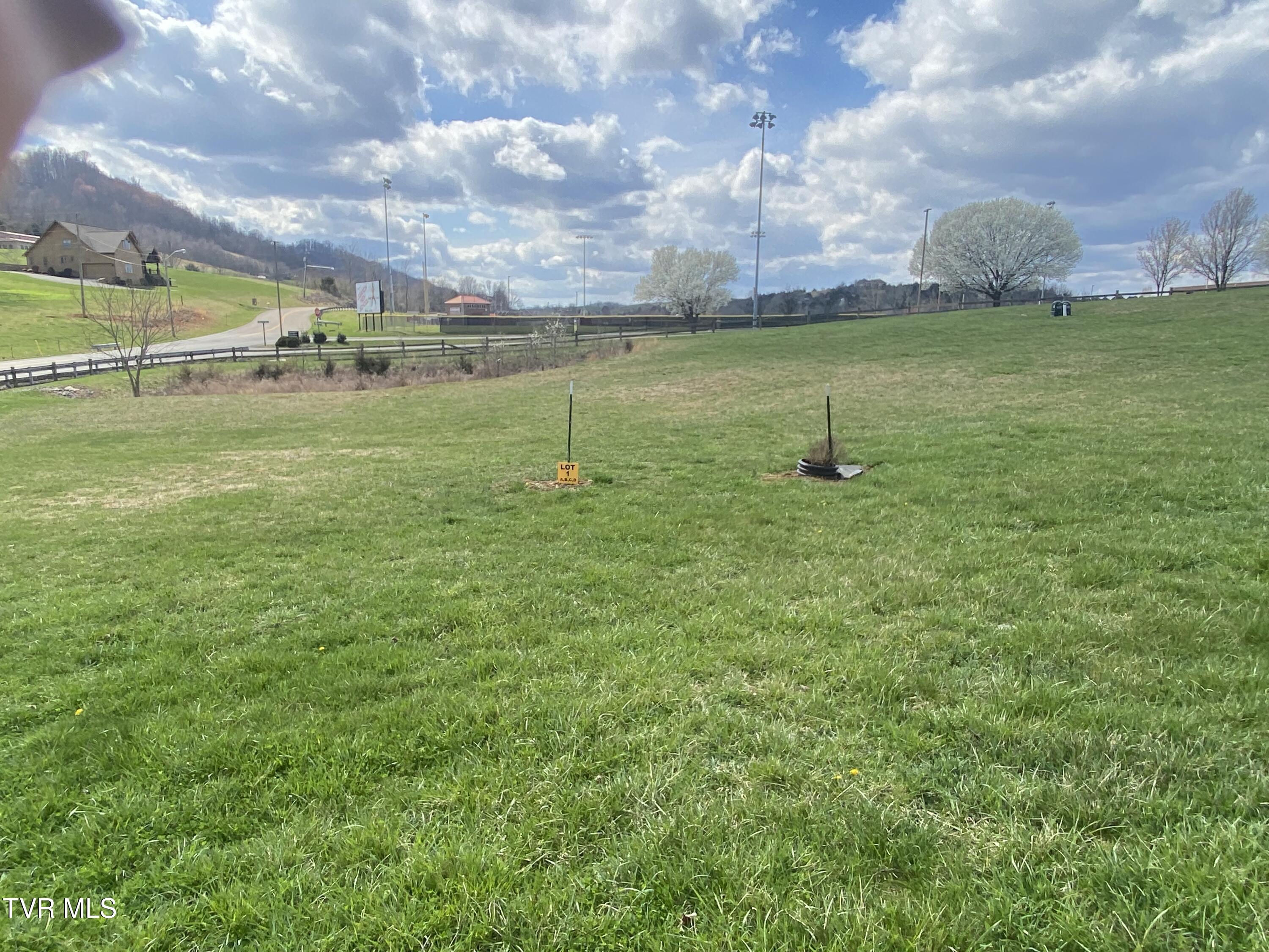 1 Riley Street, Unit 1 A B C D Lebanon, VA 24266 - Photo 3 of 4 IMG_3348