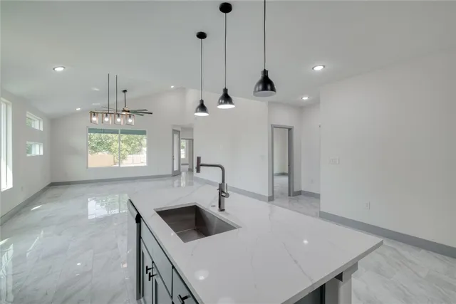 $370,000 | 204 Washington Street, Elgin, TX 78621