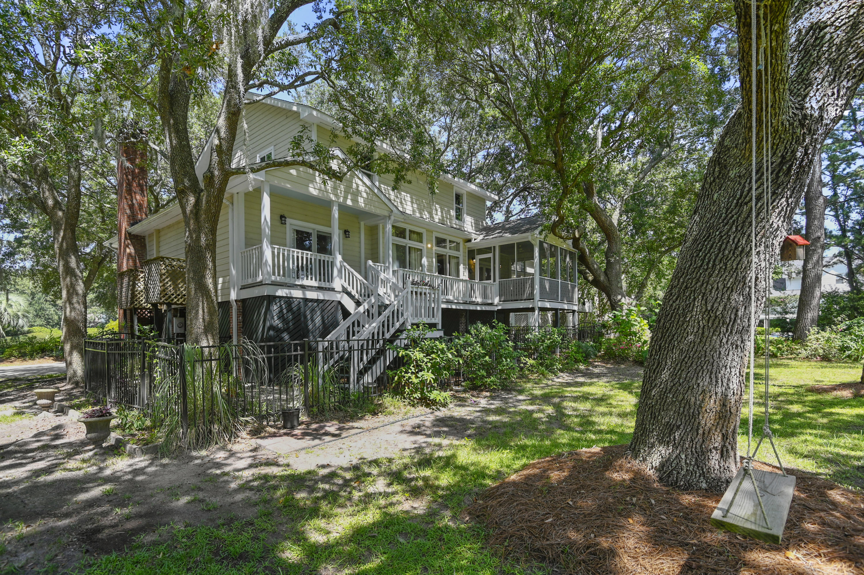 1541 Oak Landing Road Mount Pleasant, SC 29464 - Photo 34 of 40 1541 Oaklanding (35)