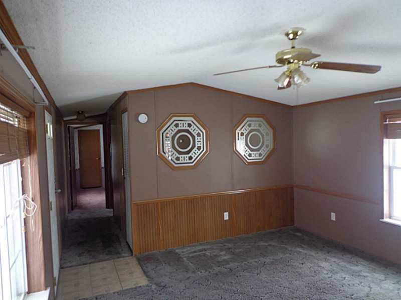 3375 West River Road Sidney, ME 04330 - Photo 12 of 12 Living Room.