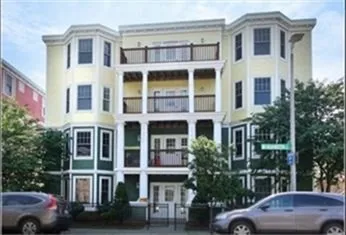 $2,800 | 4048 Washington Street, Unit 5, Boston, MA 02131