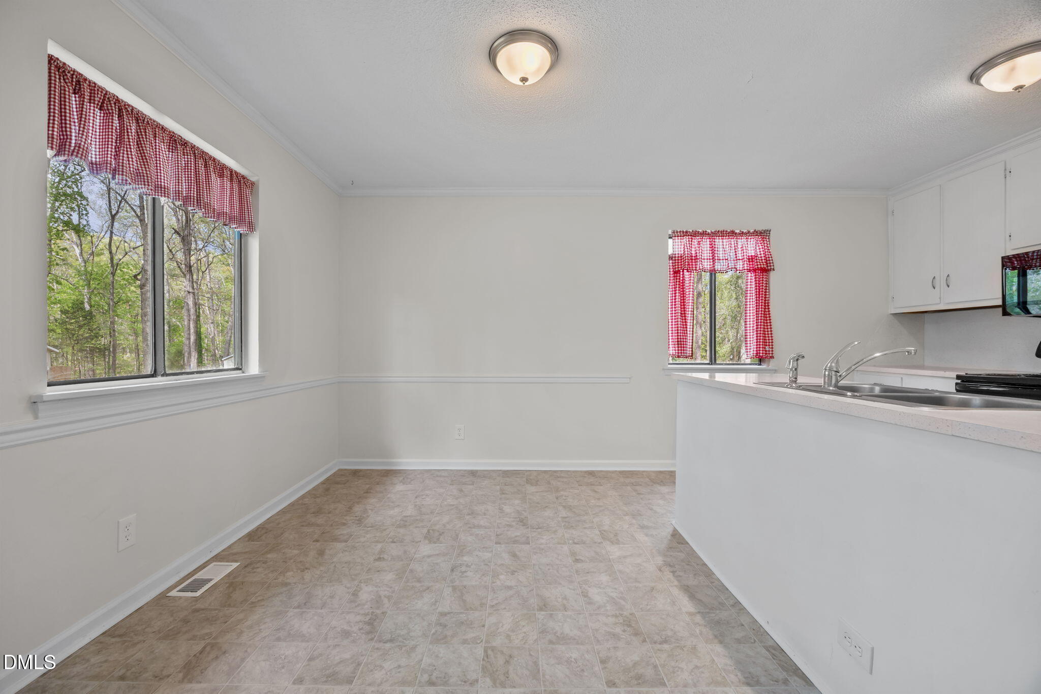 904 Snow Hill Road Durham, NC 27712 - Photo 13 of 49 12-web-or-mls-IMG_8088