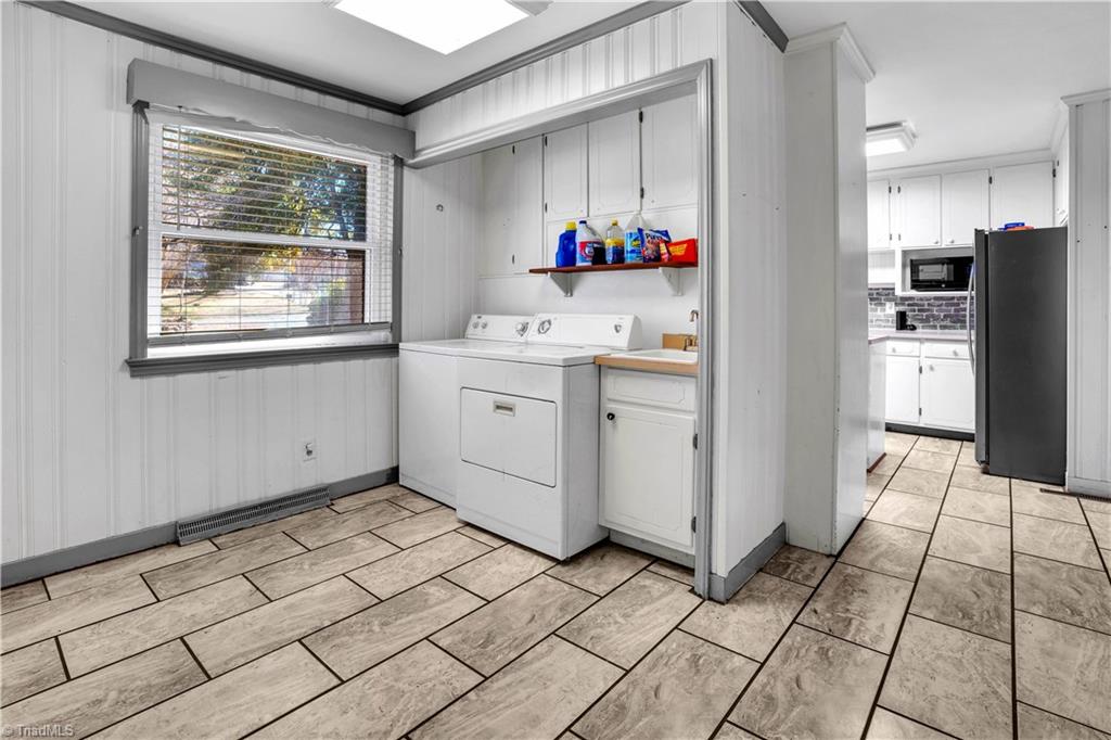 1931 Greenwood Road Asheboro, NC 27203 - Photo 11 of 30