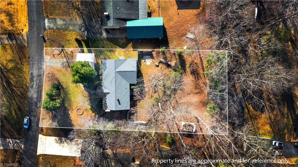 1931 Greenwood Road Asheboro, NC 27203 - Photo 3 of 30